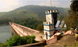 മുല്ലപ്പെരിയാര്‍ ഡാമിന്റെ ഷട്ടറുകള്‍ രാവിലെ 10 മണിക്ക് തുറക്കും; ആശങ്ക വേണ്ടെന്ന് ഇടുക്കി ജില്ലാ ഭരണകൂടം