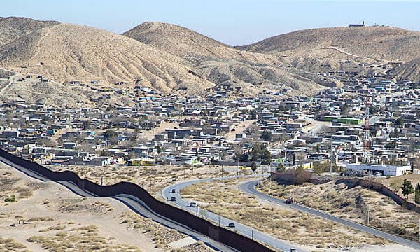 അഞ്ജാത കോള്‍ വന്നു അധികൃതരുടെ പരിശോധന ; മെക്‌സിക്കന്‍ ശ്മശാനത്തില്‍ കണ്ടെത്തിയത് 383 മൃതദേഹങ്ങള്‍