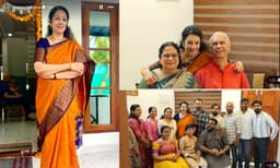 ശാന്തികൃഷ്ണയുടെ സ്വപ്നസൗധം ശ്രീകൃഷ്ണ എംഎം;പാലുകാച്ചി കൊച്ചിയിലെ പുതിയ വീട്ടിലേക്ക് താമസം മാറി താരം; ഡാര്‍ക്ക് ബ്ലൂ ബോര്‍ഡറുള്ള മഞ്ഞസാരിയില്‍ ബന്ധുക്കള്‍ക്കൊപ്പം താരം