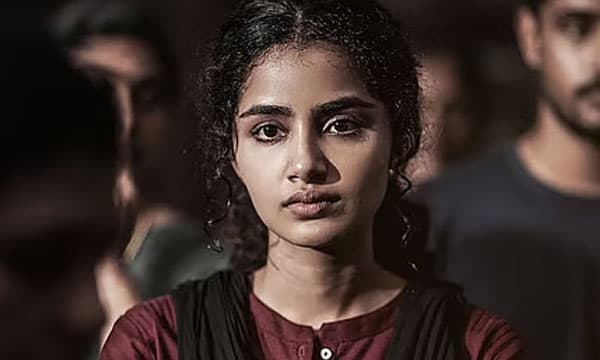 'ജാനകി വേഴ്‌സസ് കേരളാ സ്‌റ്റേറ്റ്' സിനിമയില്‍ സെന്‍സര്‍ബോര്‍ഡ് അയയുന്നു ; പേരുമാറ്റേണ്ട ഇനിഷ്യല്‍ കൂടി വേണം