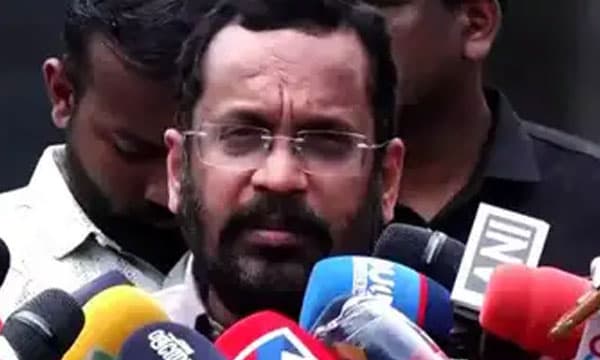 തൃശൂര്‍പൂരം കലക്കല്‍ ബിജെപിയ്ക്ക് അനുകൂലമായ രാഷ്ട്രീയ ഗൂഡാലോചന; സംശയം പ്രകടിപ്പിച്ച് മന്ത്രിയുടെ മൊഴി 
