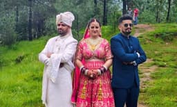 ഗ്രാമത്തിലെ പ്രദീപ് നേഗിയും കപില്‍ നേഗിയും സമീപത്തെ കുന്‍ഹട്ട് ഗ്രാമത്തില്‍ നിന്നുള്ള സുനിത ചൗഹാനെ വിവാഹം കഴിച്ചു