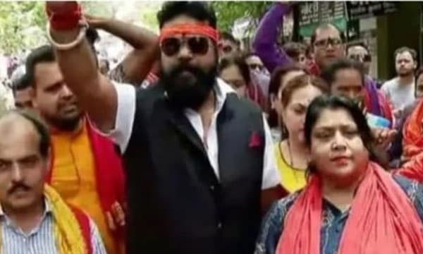 ബജ്‌രംഗദള്‍ പ്രവര്‍ത്തകര്‍ക്കെതിരേ യുവതികളുടെ പരാതി ; കയ്യേറ്റം നടത്തുകയും ഭീഷണിപ്പെടുത്തുകയും ചെയ്തു