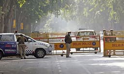 അമ്മയെ പലതവണ വീട്ടിലിട്ട് ബലാത്സംഗം ചെയ്തു മകന്‍ ;  'മുന്‍ ബന്ധങ്ങള്‍ക്ക്' അച്ഛനെ ചതിച്ചതിനുള്ള ശിക്ഷയെന്ന് യുവാവ്