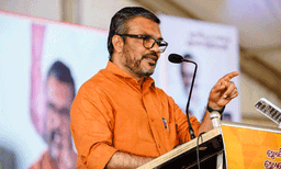 4 കൊല്ലമായി വാട്സപ്പിൽ കറങ്ങുന്ന കത്ത്, സിപിഎമ്മിലെ പരാതിക്കത്ത് ചോർച്ചാ വിവാദത്തിൽ എം ബി രാജേഷ്