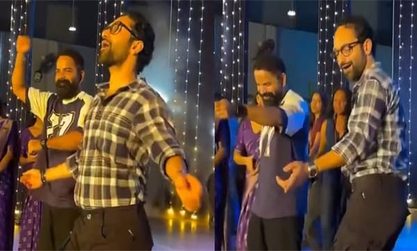 രംഗണ്ണന്‍ വിട്ട് പോയിട്ടില്ല... എന്താ എനര്‍ജി; വേദിയില്‍ ചുവടുവെച്ച് ഫഹദ് ഫാസില്‍; വൈറലായി വീഡിയോ
