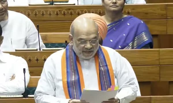 30 ദിവസം ജയിലില് കിടന്നാല് സ്ഥാനം പോകുന്ന ബില് ; ശക്തമായ പ്രതിപക്ഷ ബഹളം, ലോക്സഭ തടസ്സപ്പെട്ടു