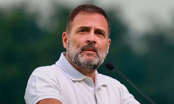 24 മണിക്കൂറില്‍ നിര്‍ത്താന്‍ ട്രംപ് പറഞ്ഞു, മോദി അഞ്ചു മണിക്കൂറുകൊണ്ട് യുദ്ധം നിര്‍ത്തി ; ഓപ്പറേഷന്‍ സിന്ദൂറില്‍ പരിഹസിച്ച് രാഹുല്‍