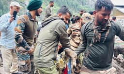 ജമ്മുകശ്മീരില്‍ വീണ്ടും മേഘസ്‌ഫോടനത്തില്‍ കനത്ത നാശം ; ഒരു കുടുംബത്തില്‍ 7 പേര്‍ ഉള്‍പ്പെട്ട 11 പേര്‍ മരിച്ചു