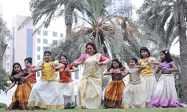 ഓണം സ്പെഷ്യൽ മ്യൂസിക്കൽ വീഡിയോ ‘കടലിനക്കരെ ഒരു ഓണം’ റിലീസായി