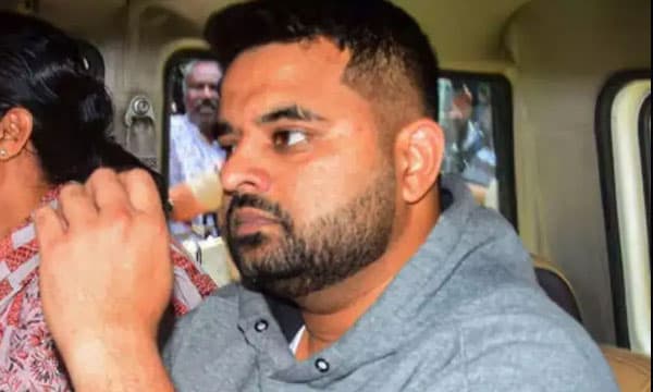 ബലാത്സംഗക്കേസില്‍ തടവിലായ പ്രജ്വല്‍രേവണ്ണ ജയില്‍ ലൈബ്രേറിയന്‍ ; പ്രതിദിനം 522 രൂപ കൂലി നല്‍കും