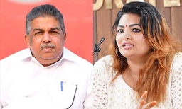 പവർ ​ഗ്രൂപ്പിന്റെ സമ്മർദ്ദത്തിന് വഴങ്ങി'; സജി ചെറിയാനെതിരെ സാന്ദ്രാ തോമസ് 

