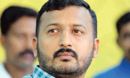 നിയമസഭാ സമ്മേളനത്തില്‍ രാഹുല്‍ മാങ്കൂട്ടത്തിലിനെ പങ്കെടുപ്പിക്കുന്നതില്‍ കോണ്‍ഗ്രസില്‍ എതിര്‍പ്പ്