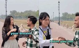 നിങ്ങള്‍ വളരെ ക്യൂട്ടാണ്, ഐ ലവ് യൂ: കൊറിയന്‍ യുവതിയെ കെട്ടിപ്പിടിച്ച ഇന്ത്യന്‍ യുവാവിന് രൂക്ഷ വിമര്‍ശനം 
