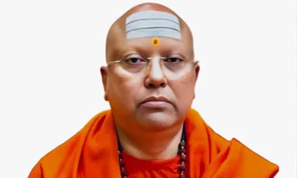 പഠിക്കാന്‍ സഹായം നല്‍കി വിദ്യാര്‍ത്ഥികളെ പീഡിപ്പിക്കുന്നു ; ആശ്രമം ഡയറക്ടര്‍ക്കെതിരേ ലൈംഗികാരോപണം