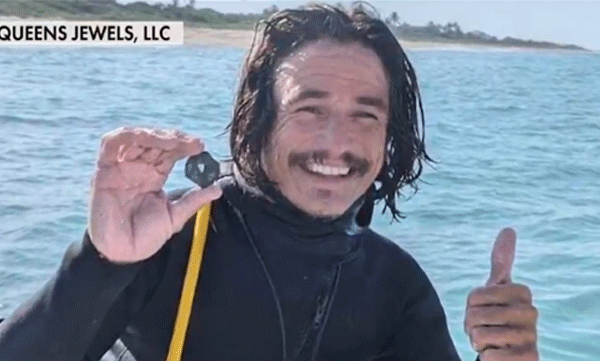 നൂറ്റാണ്ടുകള്‍ക്ക് മുന്‍പ് തകര്‍ന്നുപോയ കപ്പലില്‍ നിന്ന് കിട്ടിയത് കോടികള്‍ വിലമതിക്കുന്ന സ്വര്‍ണനായണയങ്ങളും 1000 ത്തിലധികം വെള്ളി നാണയങ്ങളും 
