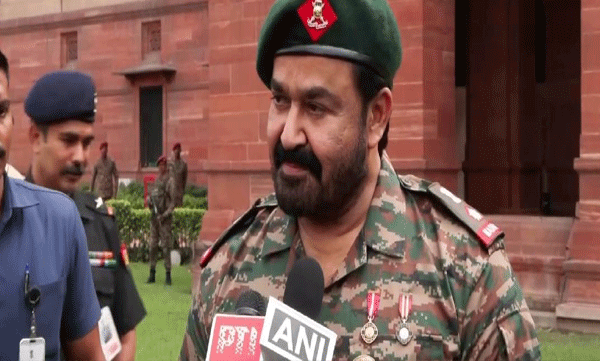 ദാദാസാഹേബ് ഫാൽക്കെ പുരസ്കാരം ; മോഹൻലാലിനെ ആദരിച്ച് കരസേന
