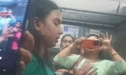 ട്രെയിനില്‍ സഹയാത്രികയ്ക്ക് നേരെ പെപ്പര്‍ സ്‌പ്രേ പ്രയോഗം നടത്തി യുവതി: പിടിച്ച് ​പോലീസില്‍ ഏല്‍പ്പിച്ച് യാത്രക്കാര്‍

