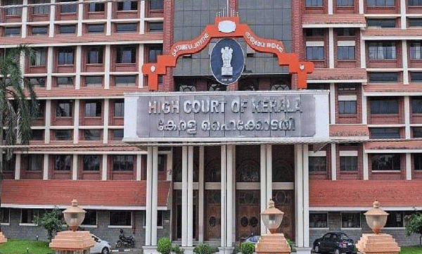 ഹിജാബ് ധരിച്ച കുട്ടിയെ സ്‌കൂളിൽ പ്രവേശിപ്പിക്കണമെന്ന ഉത്തരവിന് സ്റ്റേ ഇല്ല: സെന്റ് റീത്താസ് സ്‌കൂളിന് തിരിച്ചടി