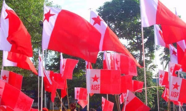 വഞ്ചനയെന്ന് എഐഎസ്എഫ് ; വലിയ സമരവുമായി വരുമെന്ന് കെഎസ് യു ; അഭിനന്ദിച്ച് എബിവിപി
