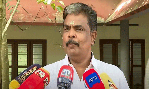 ശബരിമല സ്വർണക്കൊള്ള: മുരാരി ബാബു 4 ദിവസത്തേക്ക് എസ്ഐടി കസ്റ്റഡിയില്‍