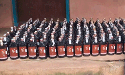  മുനിയറയിൽ 42 ലിറ്റർ, അഞ്ചലിൽ 38 ലിറ്റർ; വിദേശ മദ്യവുമായി 2 പേർ എക്​സൈസ്  പിടിയിൽ