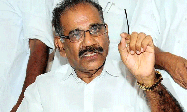 തൃശ്ശൂര്‍ സുവോളജിക്കല്‍ പാര്‍ക്കിലെ തെരുവ് നായ ആക്രമണം; പുള്ളിമാനുകൾ മരിച്ച സംഭവത്തിൽ അന്വേഷണം നടത്തും, വനംമന്ത്രി
