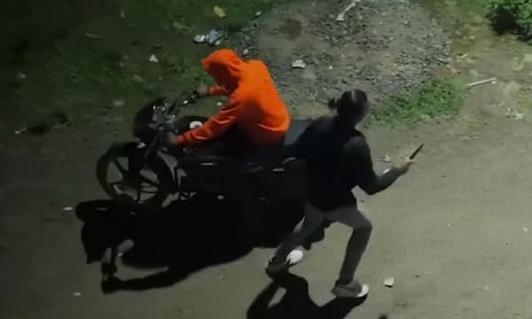 വരനെ വേദിയില്‍ കയറി കുത്തിയ ശേഷം യുവാവ് രക്ഷപ്പെട്ടു ; 2 കി.മീ. പിന്തുടര്‍ന്ന് ഡ്രോണ്‍ അക്രമിയുടെ ദൃശ്യം പകര്‍ത്തി