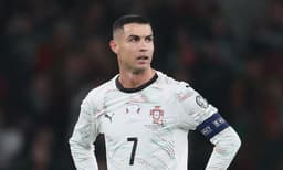 ക്രിസ്ത്യനോ റൊണാള്‍ഡോയ്ക്ക് ചുവപ്പ് കാര്‍ഡ് ; ലോകകപ്പിലും ആദ്യ രണ്ടു മത്സരങ്ങള്‍ നഷ്ടമായേക്കാന്‍ സാധ്യത