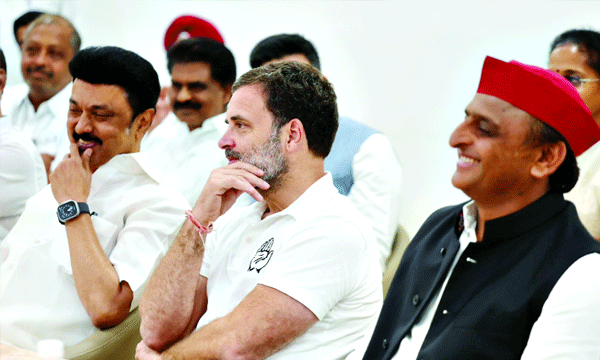 ബീഹാറിലെ തിരിച്ചടി ഇരുത്തിച്ചിന്തിപ്പിക്കുന്നു ; കോണ്‍ഗ്രസ് ഇന്‍ഡ്യാസഖ്യം വിട്ടേക്കു​മോ?