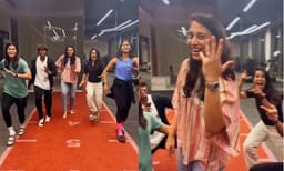 വിവാഹനിശ്ചയം സ്ഥിരീകരിച്ച് സ്മൃതി മന്ദാന; ആരാണ് വരന്‍ പലാഷ് മുഛല്‍? 
