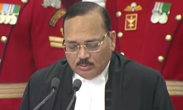 ജസ്റ്റിസ് സൂര്യകാന്ത് ചുമതലയേറ്റു ; സുപ്രീംകോടതിയുടെ  53ാം ചീഫ് ജസ്റ്റിസ് 