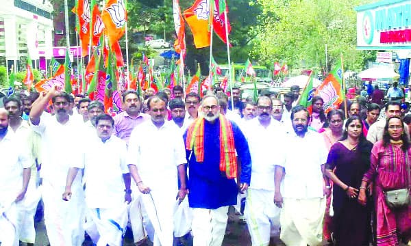 ബിജെപി മുമ്പോട്ട് വെച്ച വികസിത കേരളം ജനം സ്വീകരിച്ചു ; കോണ്‍ഗ്രസിന്റേത് താല്‍ക്കാലിക പ്രതിഭാസം