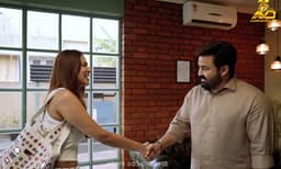 ‘ഹായ്, ഞാൻ മാളവിക....; ‘ഞാൻ മോഹൻലാല്‍....’; സെറ്റിലാകെ ചിരിപടര്‍ത്തി മലയാളികളുടെ സ്വന്തം ലാലേട്ടന്‍; പ്രേക്ഷകര്‍ ഏറ്റെടുത്ത് ‘ഹൃദയപൂര്‍വ്വം’ ബിടിഎസ്