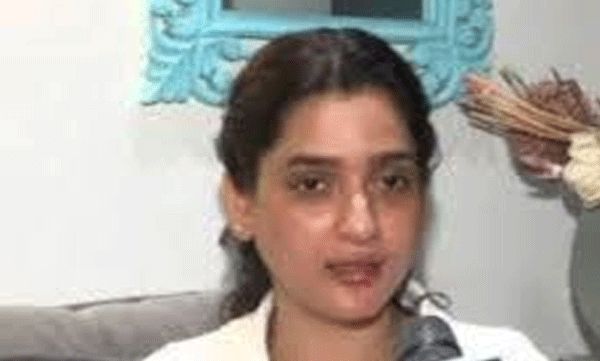 ശൈശവ വിവാഹം തുടർന്ന് ലൈംഗിക അതിക്രമം നേരിട്ടു'; നീതി ലഭിക്കണം; മോദിയോട് സഹായം തേടി ഹാജി മസ്താന്റെ മകൾ
