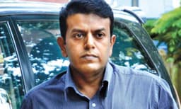 തെരഞ്ഞെടുപ്പില്‍ വിഎസ് ഫാക്ടറും പരീക്ഷിക്കാന്‍ എല്‍ഡിഎഫ് ; അരുണ്‍കുമാറിനെ സ്ഥാനാര്‍ത്ഥിയാക്കിയേക്കും