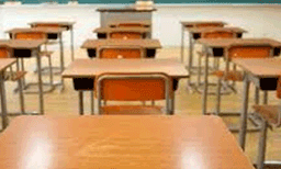 കാഞ്ഞങ്ങാട് സ്കൂളില്‍ മോഷണം;   കുട്ടികളുടെ സഞ്ജയ്ക സമ്പാദ്യ പദ്ധതിയിലെ പണമടക്കം കവർന്നു