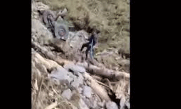  ദോഡയിൽ സൈനിക വാഹനം കൊക്കയിലേക്ക് മറിഞ്ഞു; 4 സൈനികർക്ക് വീരമൃത്യു;  9 പേർക്ക് പരിക്ക്