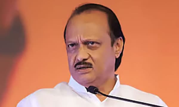 വിമാനാപകടത്തില്‍ ദാരുണാന്ത്യം: മഹാരാഷ്ട്ര ഉപമുഖ്യമന്ത്രി അജിത്പവാര്‍ കൊല്ലപ്പെട്ടു