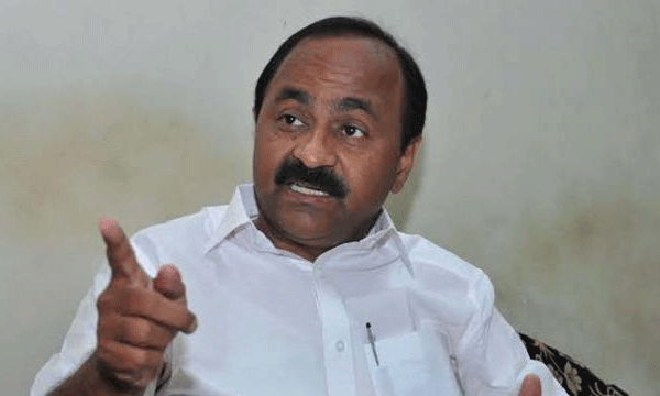 സര്‍ക്കാരിന് ടി.പി. ചന്ദ്രശേഖര്‍ പ്രതികളെ ഭയം ; ചര്‍ച്ച ചെയ്യാന്‍ അനുവദിച്ചില്ല, പ്രതിപക്ഷം സഭ ബഹിഷ്‌ക്കരിച്ചു