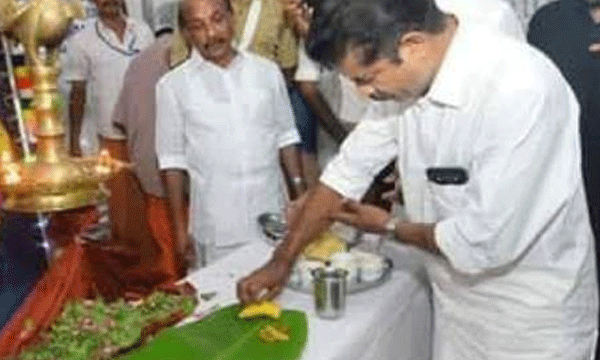 പോറ്റി സ്‌പോണ്‍സര്‍ ചെയ്ത അന്നദാനം ഉദ്ഘാടനത്തിന് എത്തി ; അടൂര്‍പ്രകാശ് വീണ്ടും വിവാദത്തില്‍