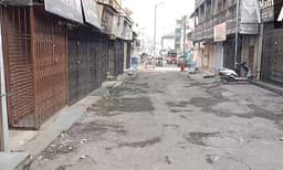 സിഐടിയു പ്രവര്‍ത്തകര്‍ വാഹനം തടഞ്ഞു ; നഗരപ്രദേശങ്ങളെ പണിമുടക്ക് ബാധിച്ചു