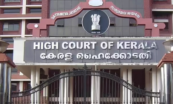 സ്വര്‍ണക്കൊള്ള സിബിഐ അന്വേഷിക്കണമെന്ന ആവശ്യവുമായി എത്തിയ ഹര്‍ജിക്കാരോട് ചോദ്യങ്ങളുമായി ഹൈക്കോടതി