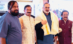 രാജീവ്‌ ചന്ദ്രശേഖർ യുഎഇയിൽ : സ്വീകരണം നൽകി എസ് എൻ ഡി പി യൂണിയൻ 