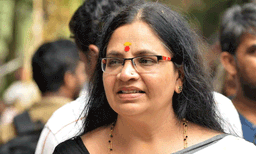 പി.ടി കുഞ്ഞുമുഹമ്മദിന് എതിരായ ലൈംഗികാരോപണം;  അതിജീവിതയുടെ മുഖ്യമന്ത്രിക്കെതിരായ ആരോപണം ഗൗരവമുള്ളതെന്ന് ഭാഗ്യലക്ഷ്മി