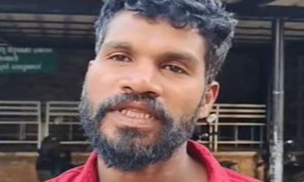 ഡോക്ടറുടെ അറസ്റ്റ് ആവശ്യവുമായി കുടുംബം ; കുഞ്ഞിന്റെ മൃതദേഹം വിട്ടുകൊടുക്കാതെ പ്രതിഷേധം