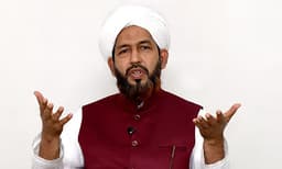 ജമാ അത്തെ ഇസ്‌ളാമിയെ കൊണ്ടുവരുന്നത് ജനാധിപത്യത്തിന് ക്ഷതം വരുത്തും ; സമസ്ത നേതാവ് അസ്ഹരി