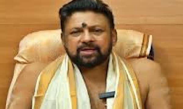 ശബരിമല സ്വര്‍ണ്ണക്കൊള്ള: തന്ത്രി കണ്ഠരര് രാജീവരര്‍ക്ക് ജാമ്യം ; തെളിവുകള്‍ ഹാജരാക്കാനായില്ല