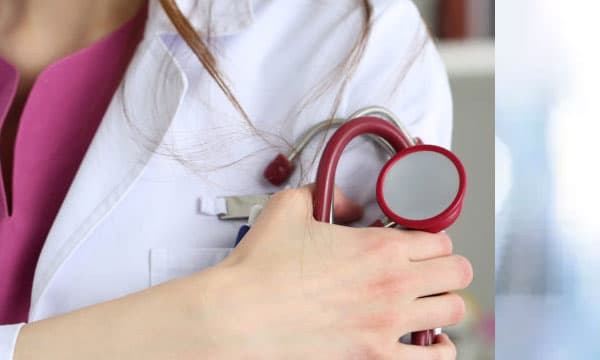 സമരം കടുപ്പിച്ച് സര്‍ക്കാര്‍ മെഡിക്കല്‍ കോളജ് ഡോക്ടേഴ്‌സ് ; മെഡിക്കല്‍ കോളേജുകള്‍ പ്രതിസന്ധിയിലേക്ക്