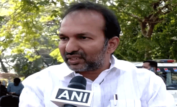 കണ്ണനല്ലൂർ പൊലീസ് സ്റ്റേഷൻ നിർമാണം മുടങ്ങിയതിൽ വിവാദം, പിന്നില്‍ രാഷ്ട്രീയമെന്ന് പി സി വിഷ്ണുനാഥ് 